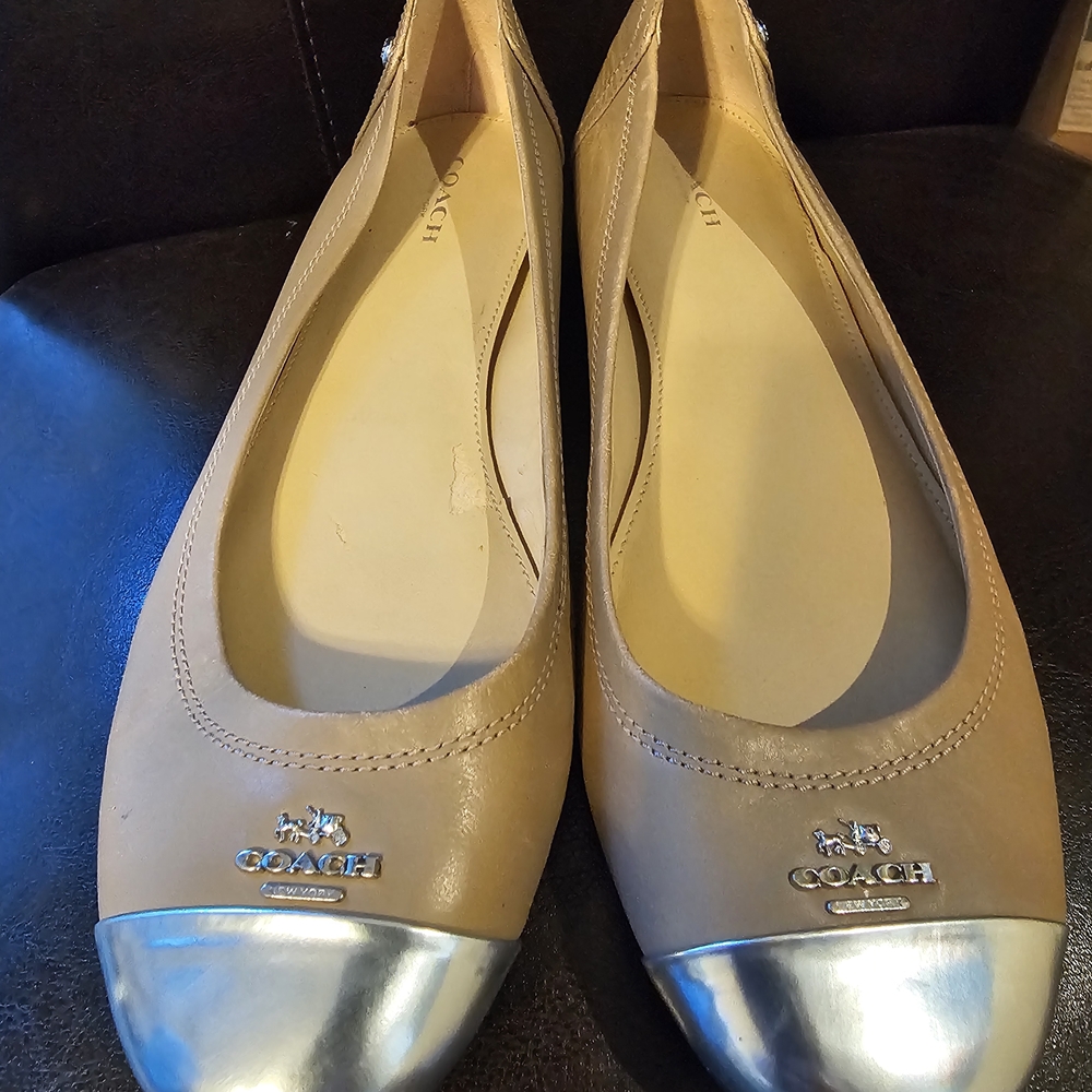 Coach Chelsea Tan and Silver Ballet Flats